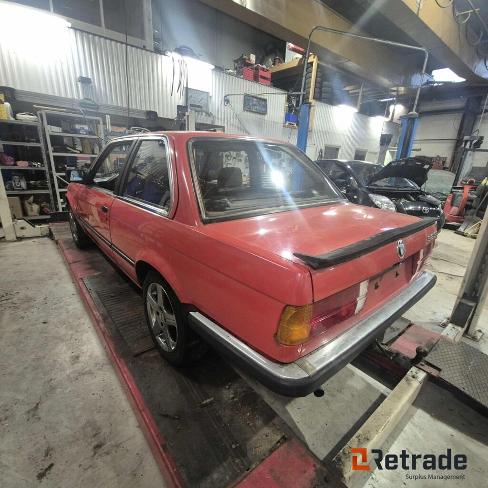 1984 BMW 323 i..Se video - Mobil: gambar 5 1984 BMW 323 i..Se video - Mobil: gambar 5