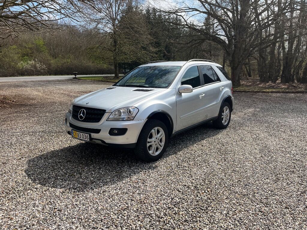 Bil MERCEDES-BENZ ML 320 CDI AUT. - Mobil: gambar 1 Bil MERCEDES-BENZ ML 320 CDI AUT. - Mobil: gambar 1