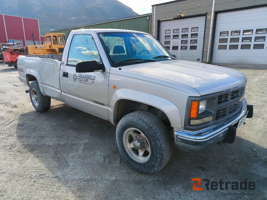 Chevrolet 2500 4X4, 6.5L Turbo Diesel - Truk pikap: gambar 2 Chevrolet 2500 4X4, 6.5L Turbo Diesel - Truk pikap: gambar 2