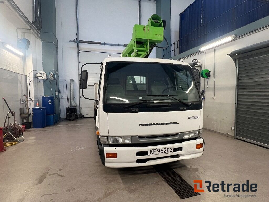 Crane truck NISSAN MK822 + Nifty lift V160 - Platform udara yang dipasang di truk: gambar 1 Crane truck NISSAN MK822 + Nifty lift V160 - Platform udara yang dipasang di truk: gambar 1