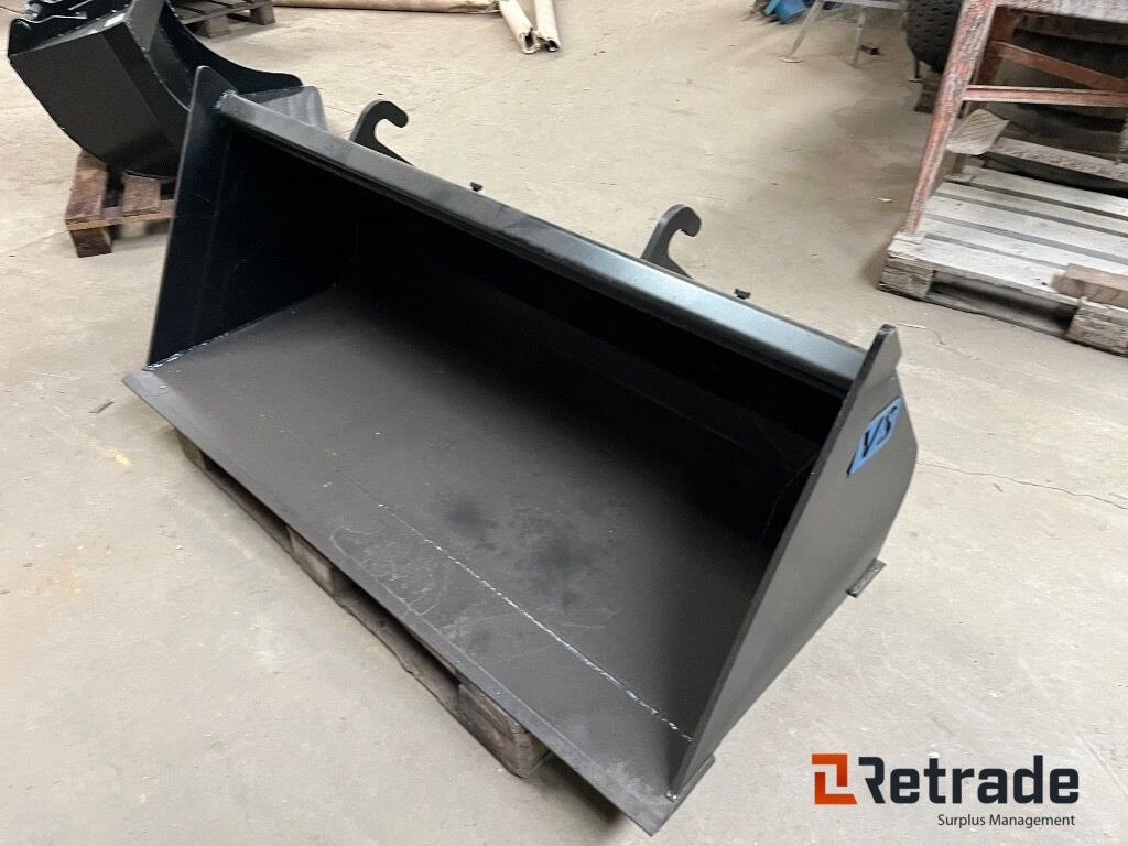 Forskelligt udstyr Skovl for minilæsser Fabriksny skovl - Ember loader: gambar 2 Forskelligt udstyr Skovl for minilæsser Fabriksny skovl - Ember loader: gambar 2