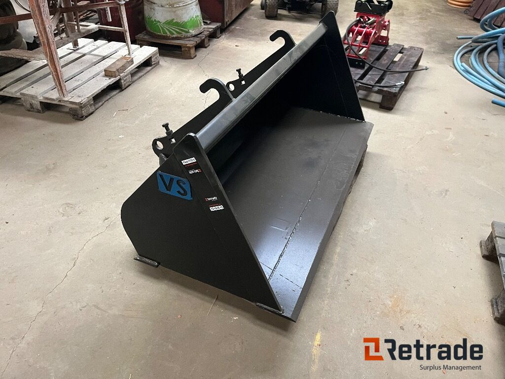 Forskelligt udstyr Skovl for minilæsser Fabriksny skovl - Ember loader: gambar 1 Forskelligt udstyr Skovl for minilæsser Fabriksny skovl - Ember loader: gambar 1