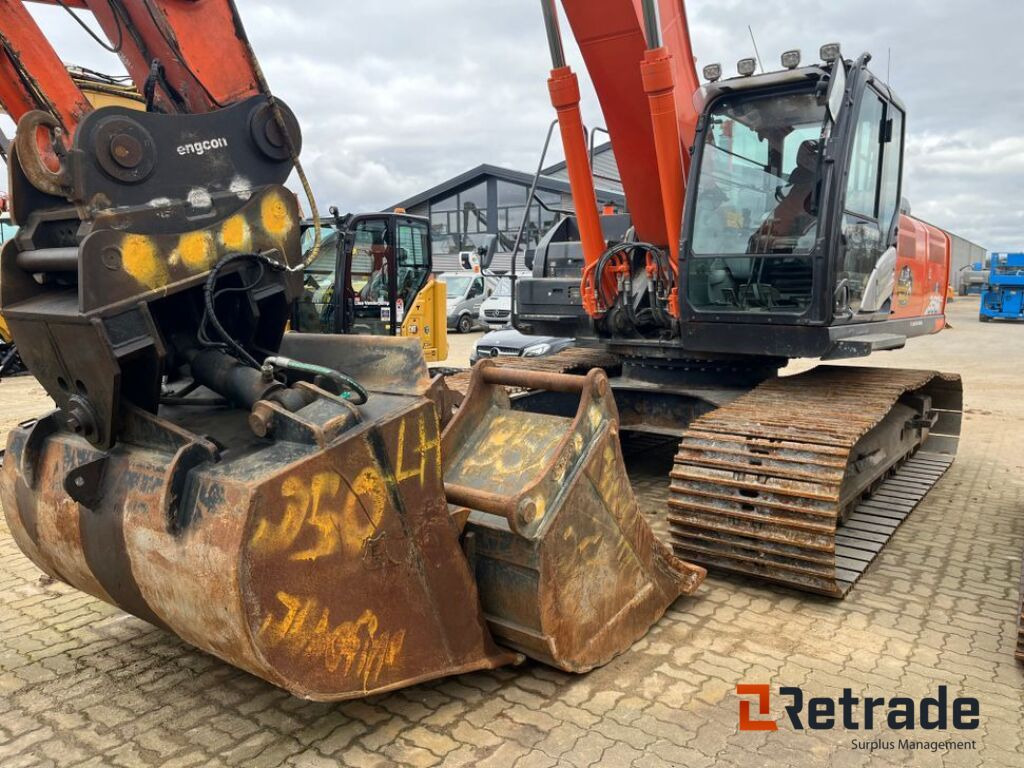 HITACHI ZAXIS 350 LC Gravemaskine / HITACHI ZAXIS 350 LC Excavator / - Ekskavator perayap: gambar 2 HITACHI ZAXIS 350 LC Gravemaskine / HITACHI ZAXIS 350 LC Excavator / - Ekskavator perayap: gambar 2