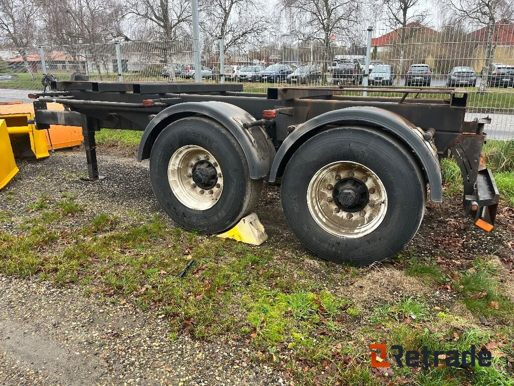 HUMMEL traktortrailer totalvægt 17.450 kg. Egenvægt 2.450 kg. - Trailer sasis: gambar 4 HUMMEL traktortrailer totalvægt 17.450 kg. Egenvægt 2.450 kg. - Trailer sasis: gambar 4