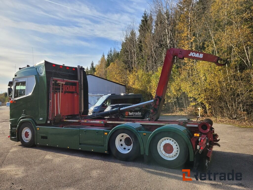 Lastväxlare SCANIA R580 V8 Next Gen LB6X2*4 Euro 6 - Hook lift, Truk derek: gambar 5 Lastväxlare SCANIA R580 V8 Next Gen LB6X2*4 Euro 6 - Hook lift, Truk derek: gambar 5