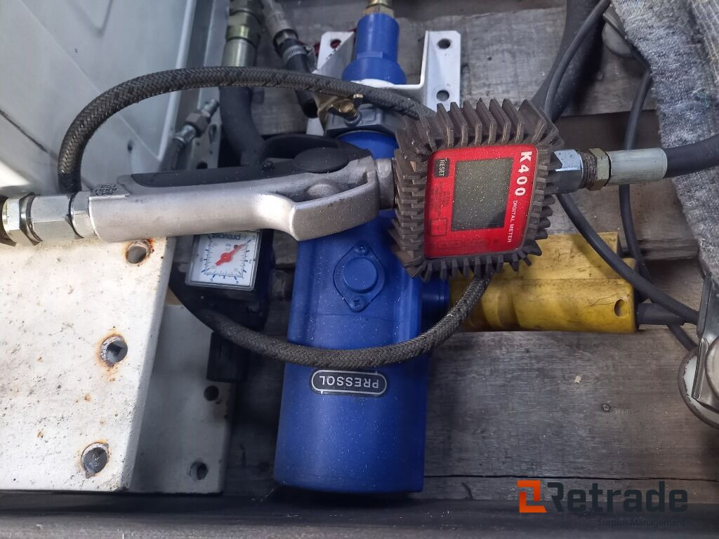 Oliepumper med slange opruller - Peralatan bengkel: gambar 4 Oliepumper med slange opruller - Peralatan bengkel: gambar 4