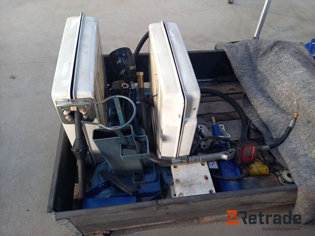 Oliepumper med slange opruller - Peralatan bengkel: gambar 3 Oliepumper med slange opruller - Peralatan bengkel: gambar 3