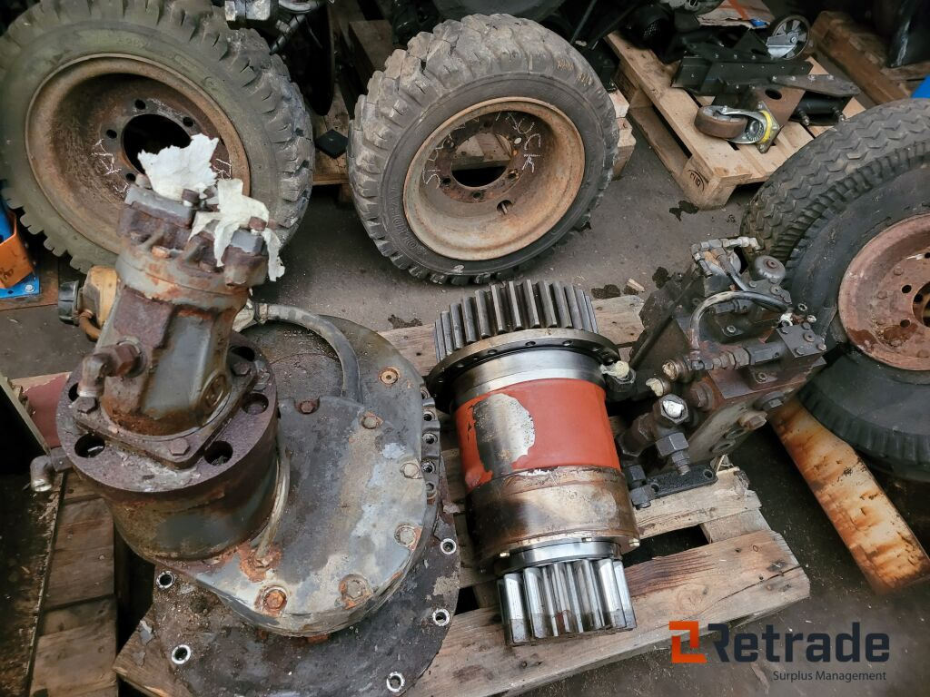 Volvo EC420 Svängmotor - Peralatan konstruksi: gambar 2 Volvo EC420 Svängmotor - Peralatan konstruksi: gambar 2
