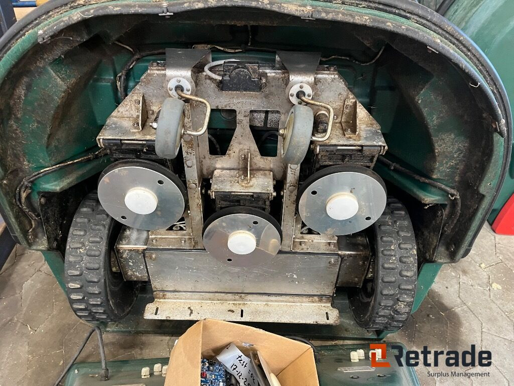 Have- og landskabsudstyr Belrobotics Parcmow 63 Robot klipper - Peralatan pertanian: gambar 3 Have- og landskabsudstyr Belrobotics Parcmow 63 Robot klipper - Peralatan pertanian: gambar 3