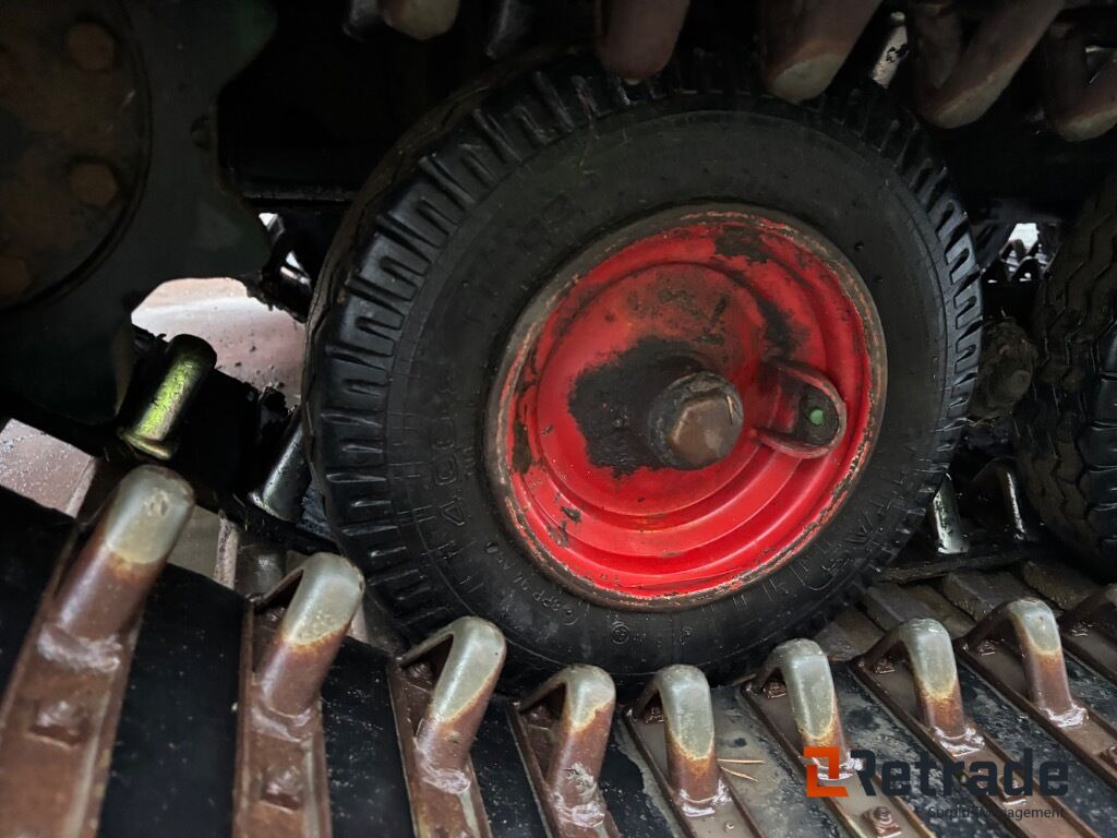 Peralatan pertanian Skotare Valmet Terri 2020 D: gambar 11 Peralatan pertanian Skotare Valmet Terri 2020 D: gambar 11