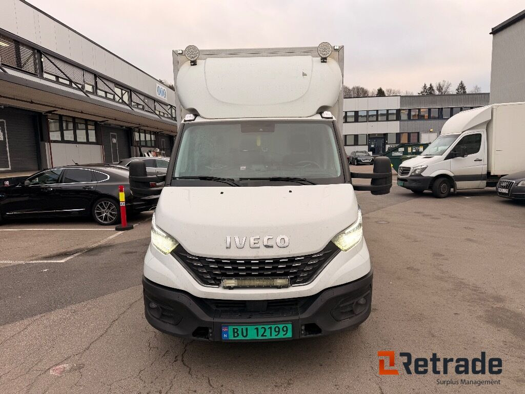 Skapbil IVECO 35S16 (parkert i Oslo) - Van box: gambar 2 Skapbil IVECO 35S16 (parkert i Oslo) - Van box: gambar 2
