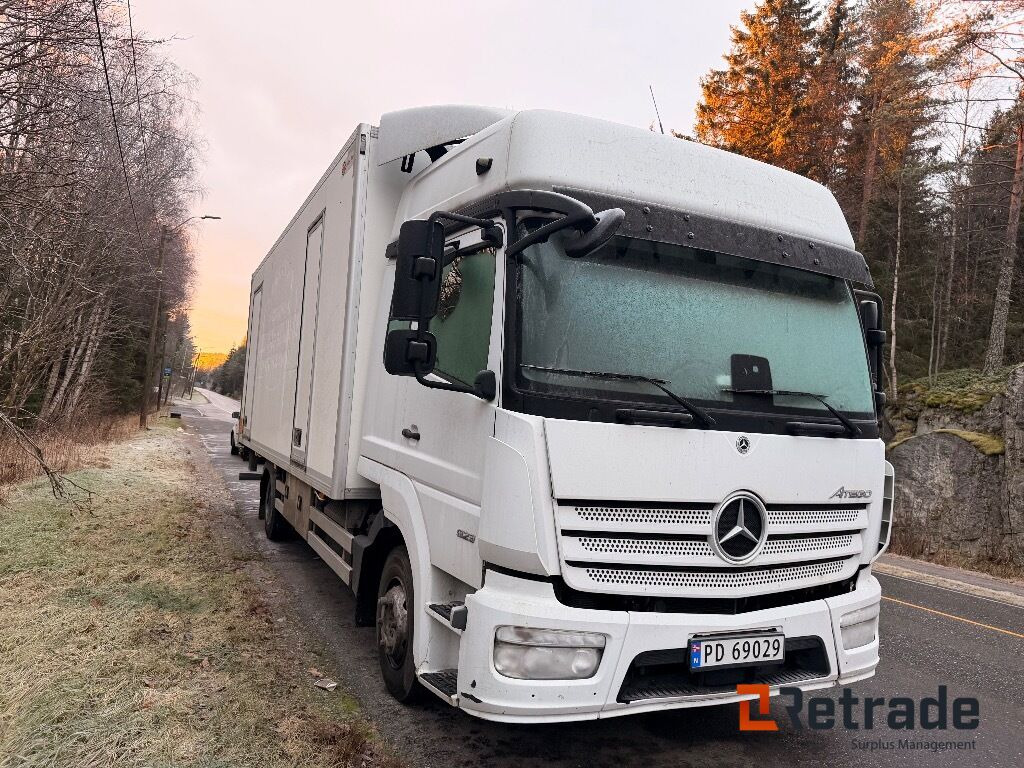 Skapbil MERCEDES-BENZ Atego nylig EU - Truk box: gambar 3 Skapbil MERCEDES-BENZ Atego nylig EU - Truk box: gambar 3