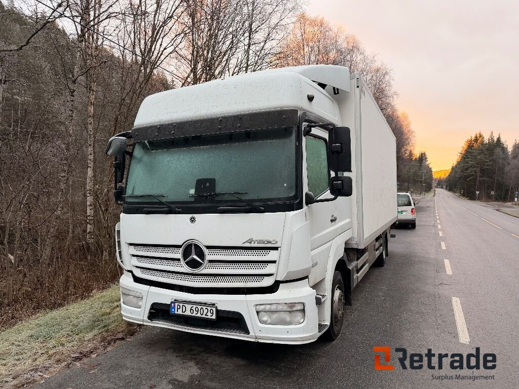 Skapbil MERCEDES-BENZ Atego nylig EU - Truk box: gambar 1 Skapbil MERCEDES-BENZ Atego nylig EU - Truk box: gambar 1