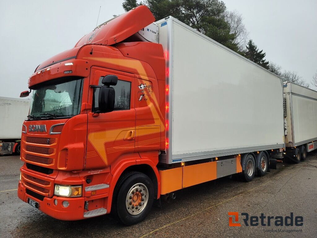 Skåpbil kylbil Scania R730LB6X2*4MNB - Truk berpendingin: gambar 1 Skåpbil kylbil Scania R730LB6X2*4MNB - Truk berpendingin: gambar 1
