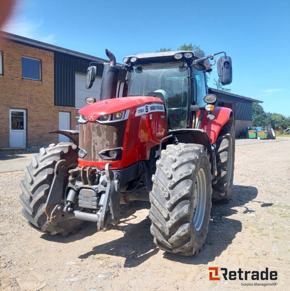 Traktor Massey Ferguson 7724 S 4WD Traktor Dyna 6 - Traktor: gambar 3 Traktor Massey Ferguson 7724 S 4WD Traktor Dyna 6 - Traktor: gambar 3