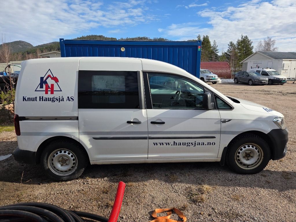 VW CADDY 2019 MOD 2,0L 2WD KROK WEBASTO MULTIRATT - Van kecil: gambar 3 VW CADDY 2019 MOD 2,0L 2WD KROK WEBASTO MULTIRATT - Van kecil: gambar 3