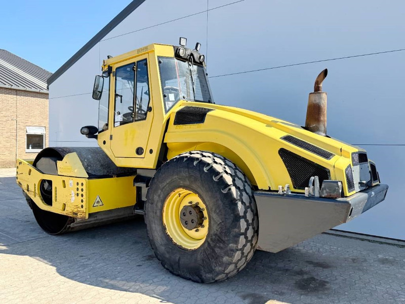 Bomag BW213DH-4 - EVIB/BVC / German Machine / Airco - Roller: gambar 3 Bomag BW213DH-4 - EVIB/BVC / German Machine / Airco - Roller: gambar 3