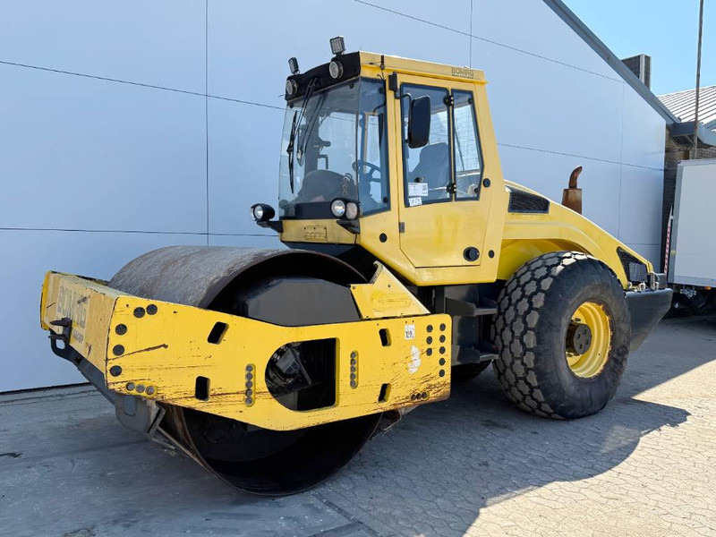 Bomag BW213DH-4 - Evib/BVC / German Machine - Roller: gambar 2 Bomag BW213DH-4 - Evib/BVC / German Machine - Roller: gambar 2