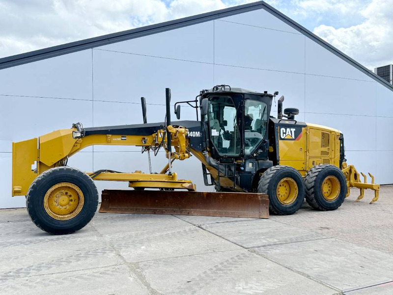Cat 140M3 - Pushblock / Ripper / Joystick Controls - Grader: gambar 1 Cat 140M3 - Pushblock / Ripper / Joystick Controls - Grader: gambar 1