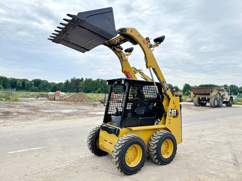 Skid steer baru Cat 216B3 - New / Unused / Extra Hydraulic: gambar 16