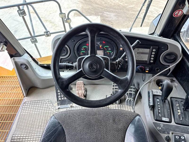 Tempat sampah artikulasi Cat 777G - German Machine / TOP Condition!: gambar 10