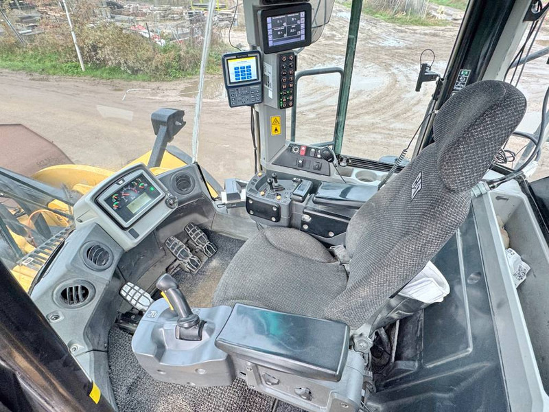 Wheel loader Cat 982M - Weighing System / Central Greasing: gambar 7