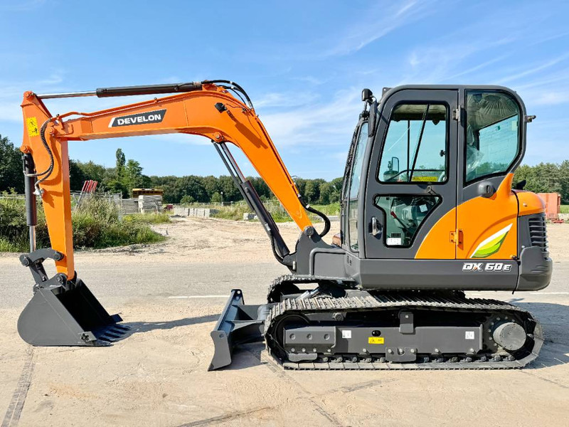Develon DX60E-10N - New / Unused / 2024 Model - Ekskavator mini: gambar 1 Develon DX60E-10N - New / Unused / 2024 Model - Ekskavator mini: gambar 1