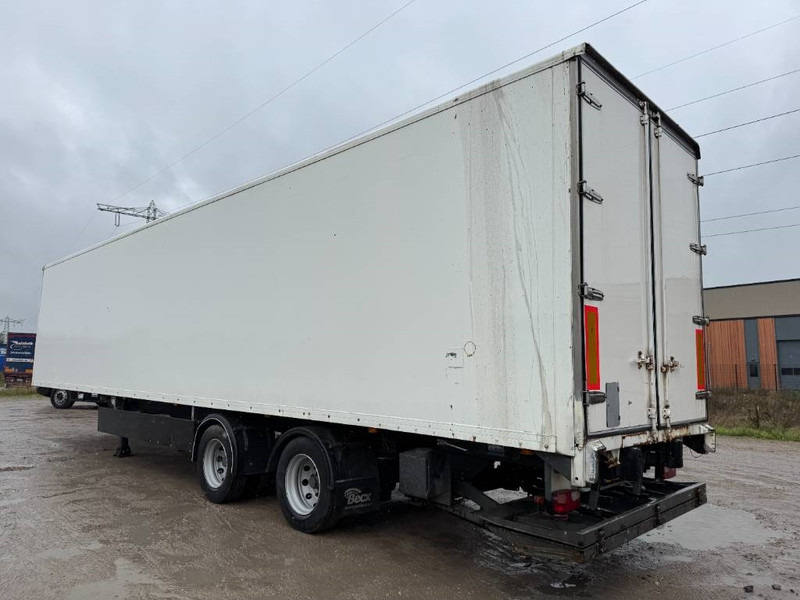 Fruehauf ONCRK 32-220 A - Taillift / Forced Steering - Semi-trailer kotak tertutup: gambar 2 Fruehauf ONCRK 32-220 A - Taillift / Forced Steering - Semi-trailer kotak tertutup: gambar 2