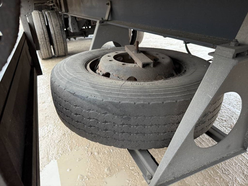 Semi-trailer kotak tertutup Groenewegen DRO-12-20 B - Tailgate / Forced Steering: gambar 9 Semi-trailer kotak tertutup Groenewegen DRO-12-20 B - Tailgate / Forced Steering: gambar 9