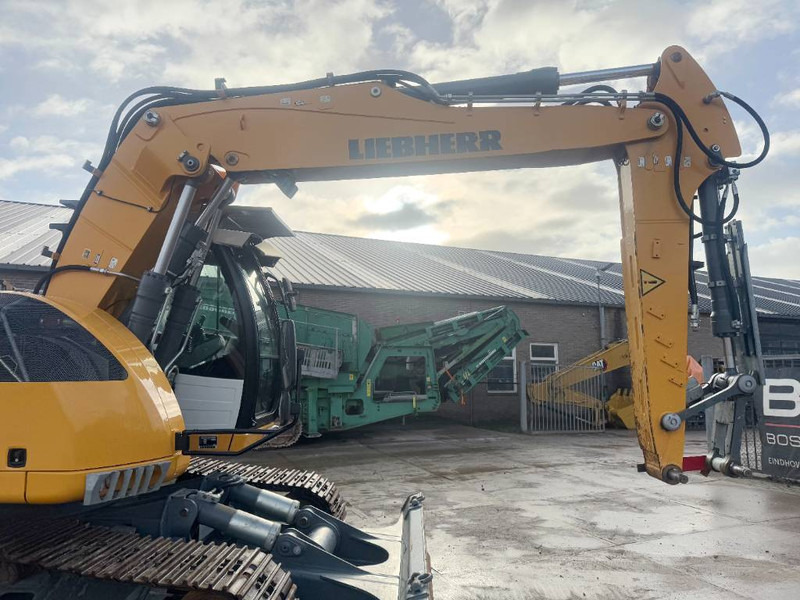 Ekskavator perayap Liebherr R920LC Compact - German Machine / Only 1975 Hours!: gambar 10