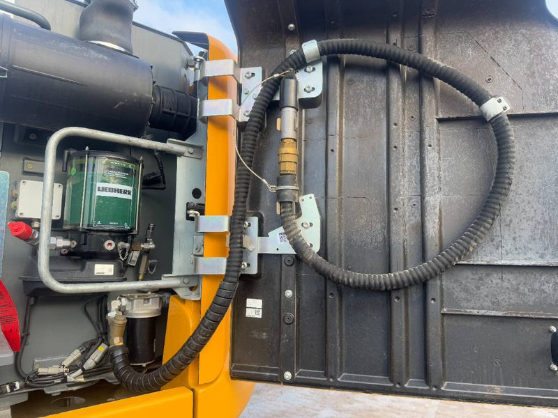 Ekskavator perayap Liebherr R920LC Compact - German Machine / Only 1975 Hours!: gambar 19