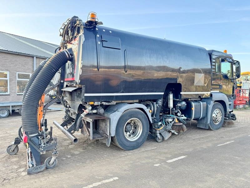 MAN MAN TGS18.320 - Dutch Sweeper Truck / Kehrwagen - Penyapu jalan: gambar 5 MAN MAN TGS18.320 - Dutch Sweeper Truck / Kehrwagen - Penyapu jalan: gambar 5