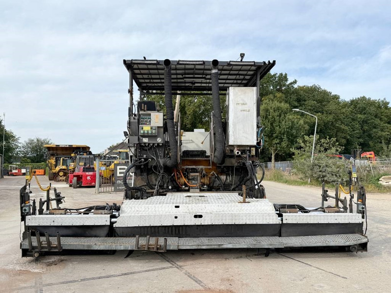 Volvo ABG9820 - 6 Meter Paving Width / Good Condition - Paver aspal: gambar 4 Volvo ABG9820 - 6 Meter Paving Width / Good Condition - Paver aspal: gambar 4