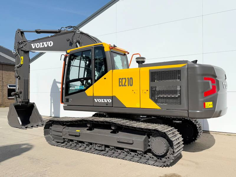 Volvo EC220D - NEW / UNUSED / 2025 Model - Ekskavator perayap: gambar 3 Volvo EC220D - NEW / UNUSED / 2025 Model - Ekskavator perayap: gambar 3
