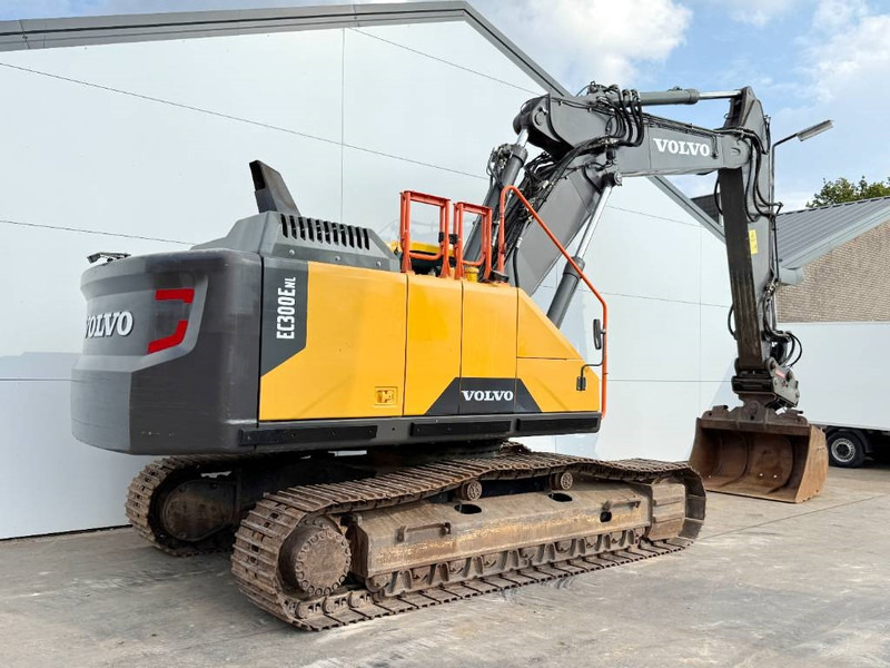 Volvo EC300ENL - Oilquick / Triple Boom / Tilting Bucket - Ekskavator perayap: gambar 5 Volvo EC300ENL - Oilquick / Triple Boom / Tilting Bucket - Ekskavator perayap: gambar 5