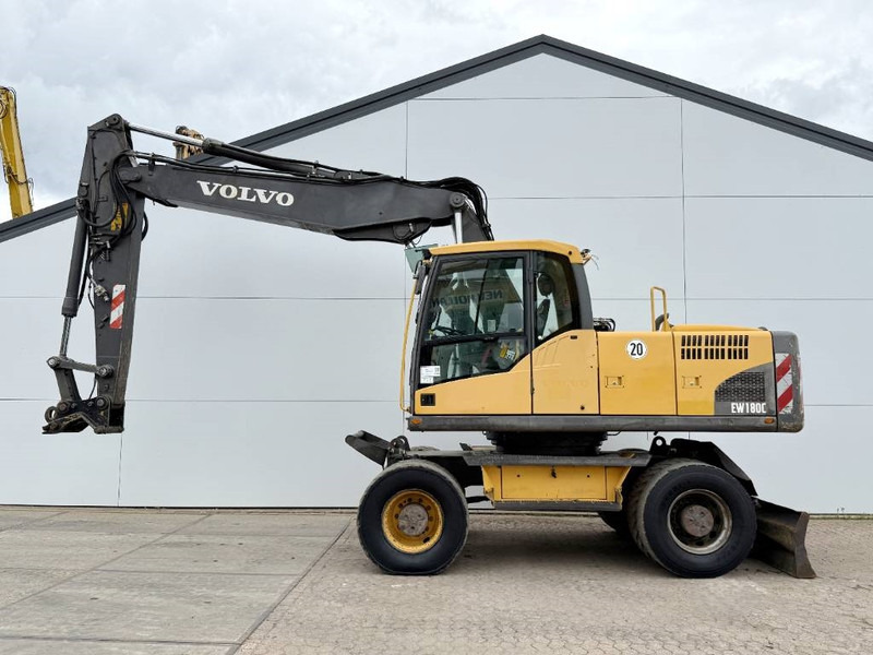 Volvo EW180C - Dutch Machine / Triple Boom - Ekskavator roda: gambar 1 Volvo EW180C - Dutch Machine / Triple Boom - Ekskavator roda: gambar 1
