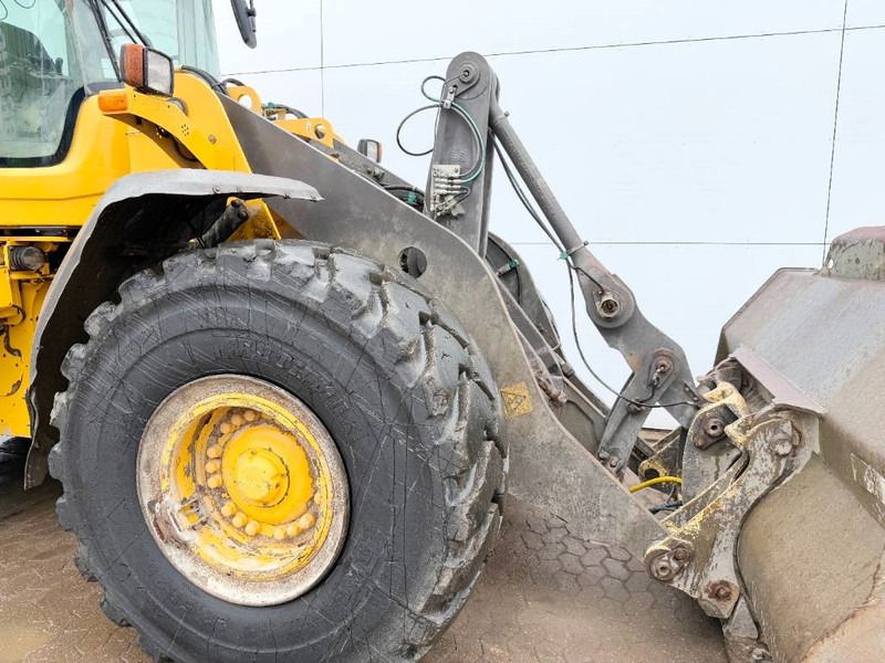 Wheel loader Volvo L120G - 3rd Function / Quick Coupler / Auto Lube: gambar 16