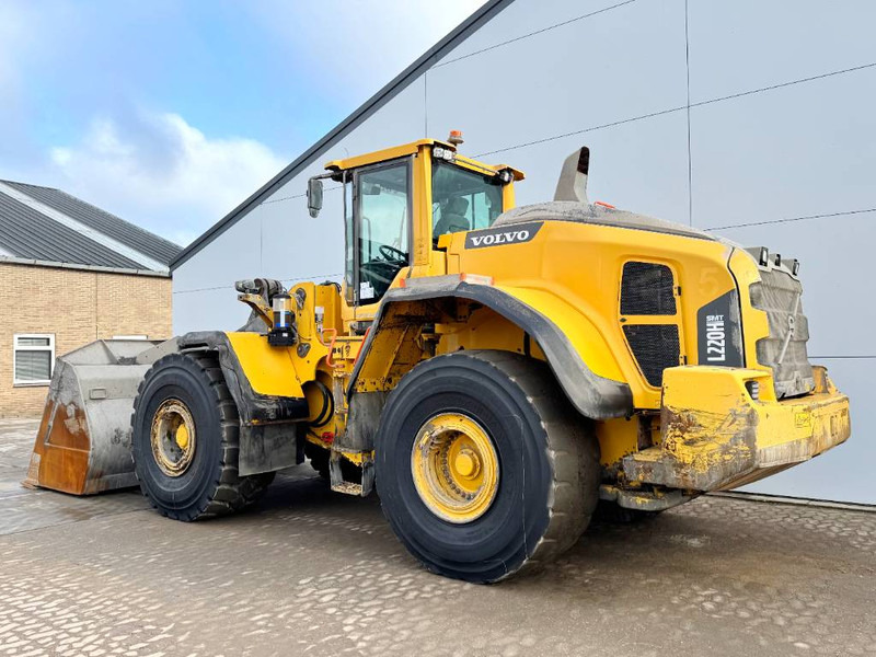 Volvo L220H - Dutch Machine / CDC Steering / Auto Lube - Wheel loader: gambar 3 Volvo L220H - Dutch Machine / CDC Steering / Auto Lube - Wheel loader: gambar 3