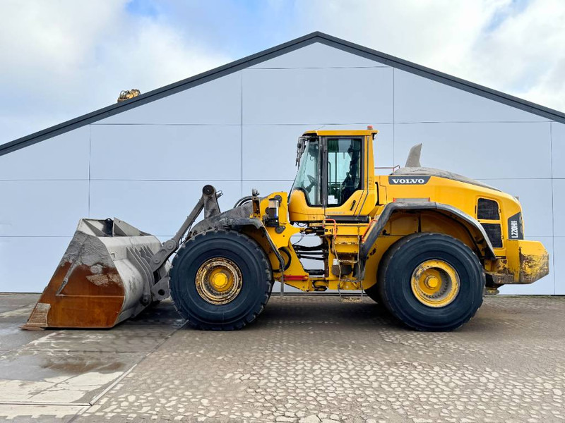 Volvo L220H - Dutch Machine / CDC Steering / Auto Lube - Wheel loader: gambar 1 Volvo L220H - Dutch Machine / CDC Steering / Auto Lube - Wheel loader: gambar 1