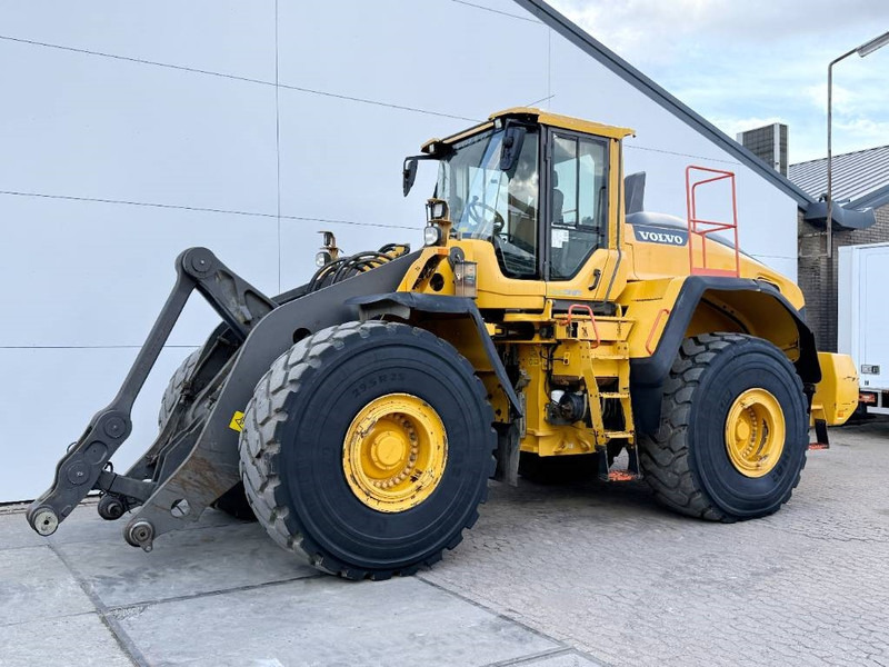 Volvo L220H - German Machine / 3rd Function - Wheel loader: gambar 2 Volvo L220H - German Machine / 3rd Function - Wheel loader: gambar 2