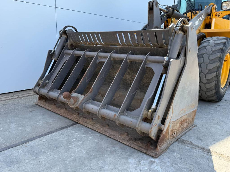Wheel loader Volvo L30G - German Machine / 3rd Function: gambar 15