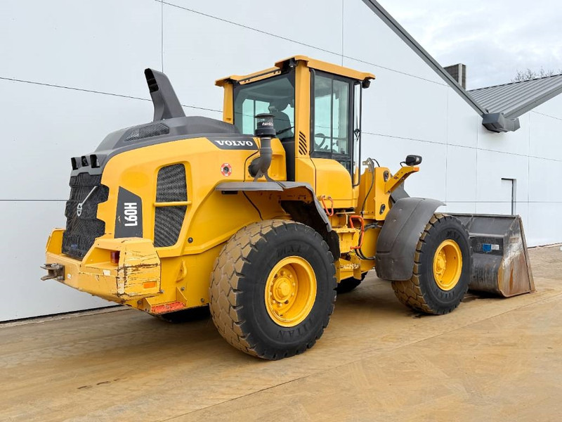 Volvo L60H - Backup Camera / Quick Coupler - Wheel loader: gambar 5 Volvo L60H - Backup Camera / Quick Coupler - Wheel loader: gambar 5