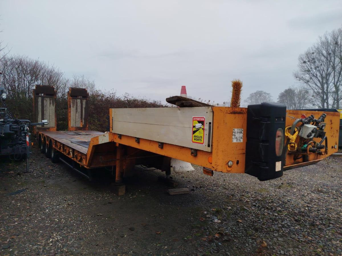 Robuste kaiser - Semi-trailer low bed: gambar 1 Robuste kaiser - Semi-trailer low bed: gambar 1