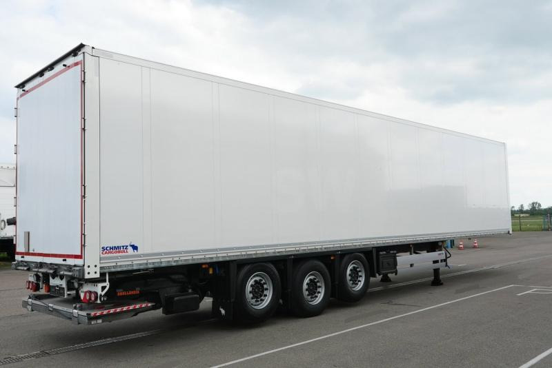 Schmitz - Semi-trailer kotak tertutup: gambar 1 Schmitz - Semi-trailer kotak tertutup: gambar 1