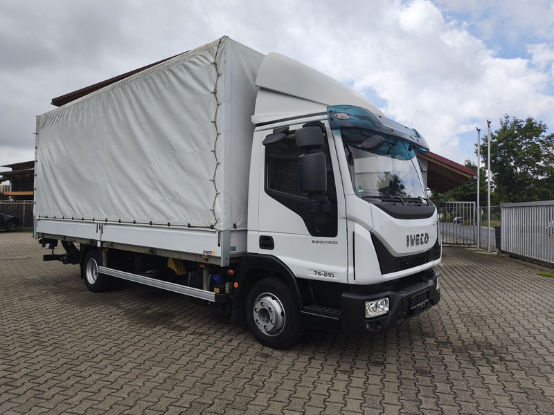 Iveco Eurocargo 75-21 - Truk dengan terpal samping: gambar 2 Iveco Eurocargo 75-21 - Truk dengan terpal samping: gambar 2