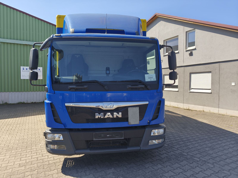 MAN TGL 7.180 8.180 - Truk box: gambar 3 MAN TGL 7.180 8.180 - Truk box: gambar 3