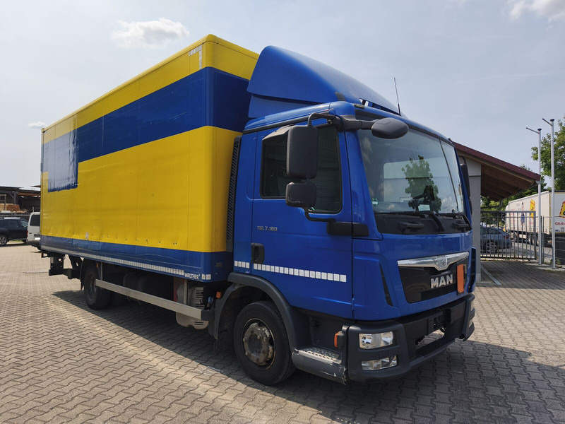 MAN TGL 7.180 8.180 - Truk box: gambar 2 MAN TGL 7.180 8.180 - Truk box: gambar 2