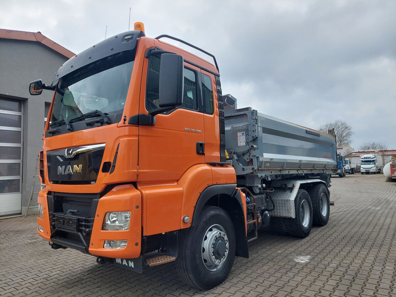 MAN TGS 26.500 Hydrodrive Schwarzmüller Wechselsystem SZM - Truk jungkit: gambar 3 MAN TGS 26.500 Hydrodrive Schwarzmüller Wechselsystem SZM - Truk jungkit: gambar 3