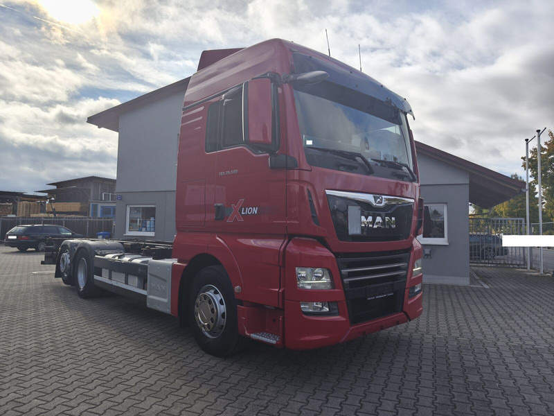 MAN TGX 26.500 BDF 6x2 Euro 6 Retarder Standard Lift+Lenk (29) - Truk sasis: gambar 2 MAN TGX 26.500 BDF 6x2 Euro 6 Retarder Standard Lift+Lenk (29) - Truk sasis: gambar 2