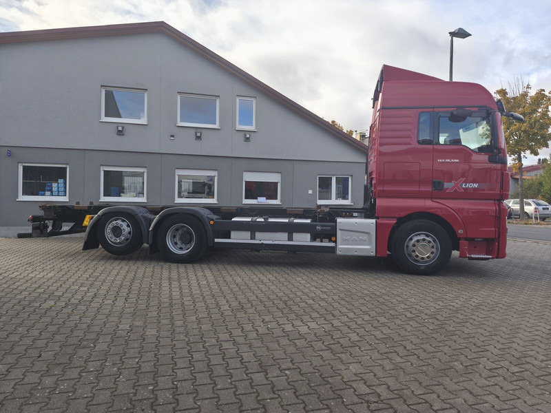 MAN TGX 26.500 BDF 6x2 Euro 6 Retarder Standard Lift+Lenk (29) - Truk sasis: gambar 4 MAN TGX 26.500 BDF 6x2 Euro 6 Retarder Standard Lift+Lenk (29) - Truk sasis: gambar 4